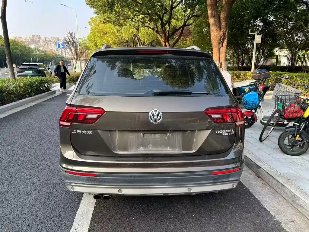 Volkswagen Tiguan L — миниатюра 6