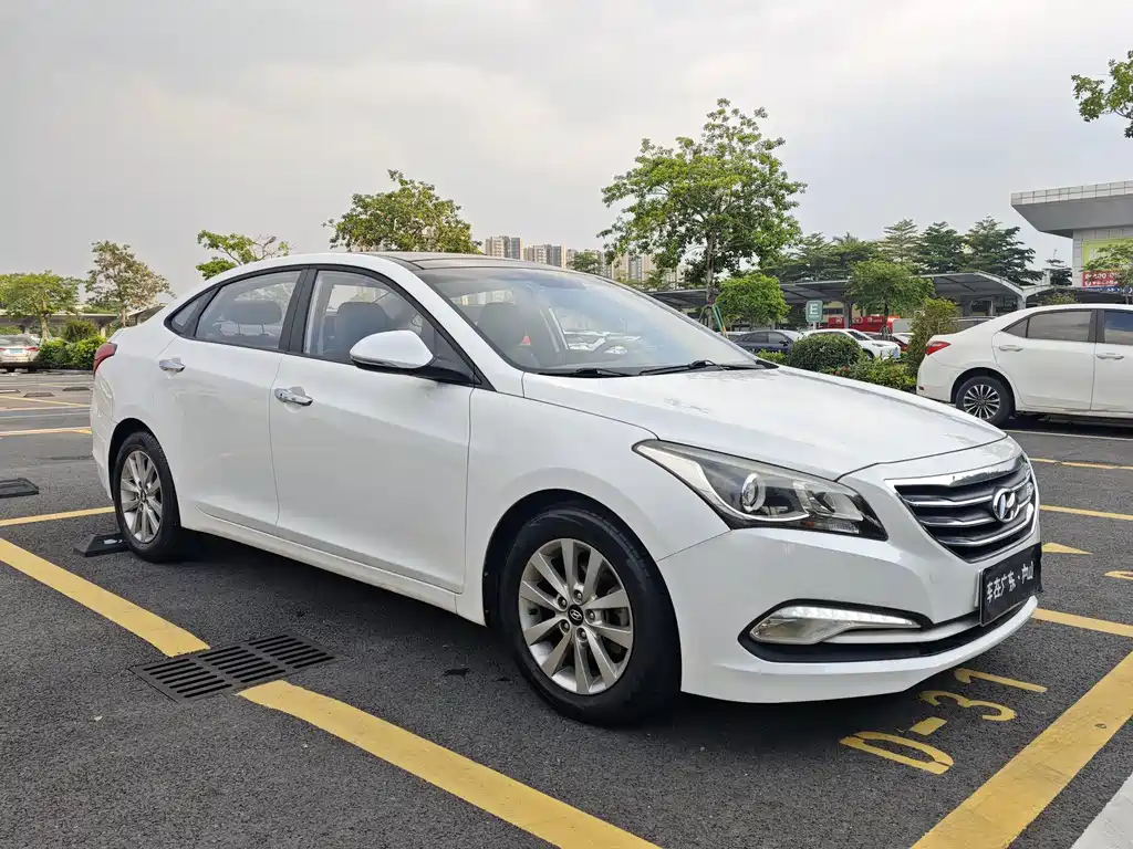 Hyundai Mistra 2016 1.8L AT GLS