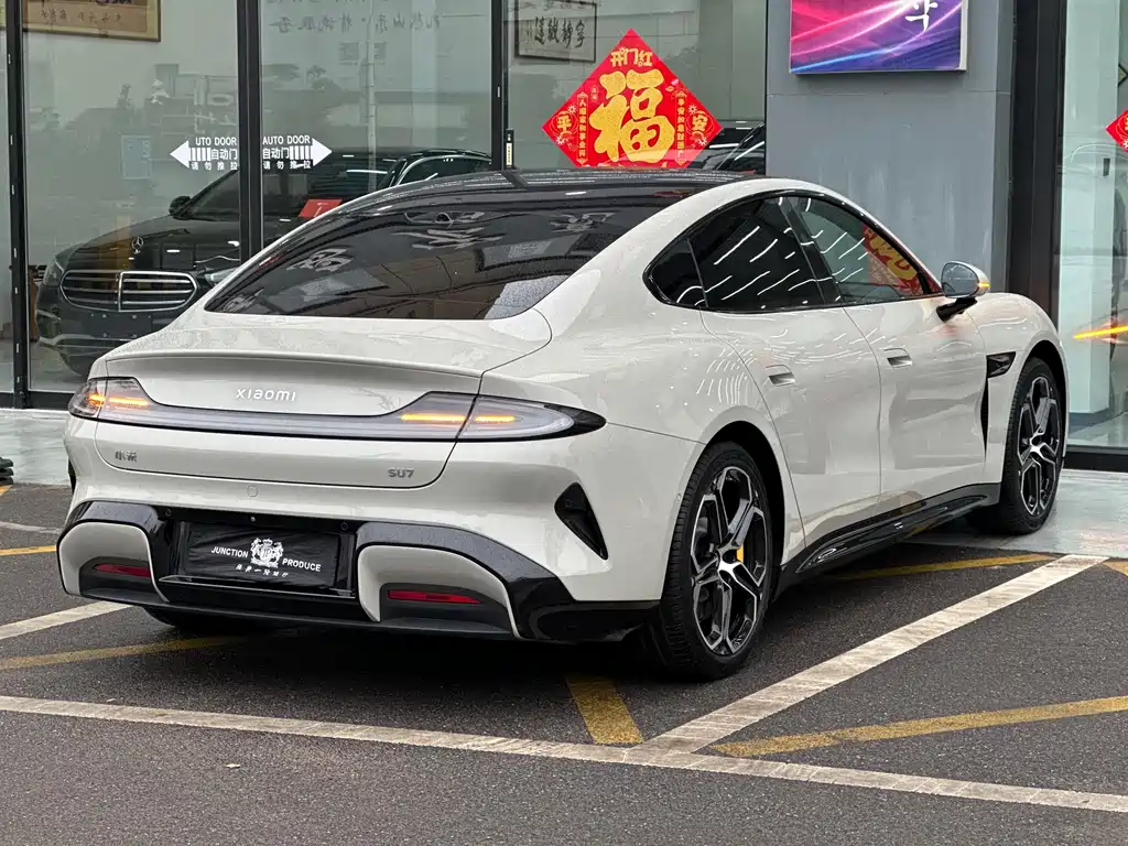 XIAOMI CAR XIAOMI SU7