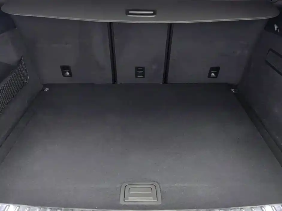 Porsche Cayenne — миниатюра 16