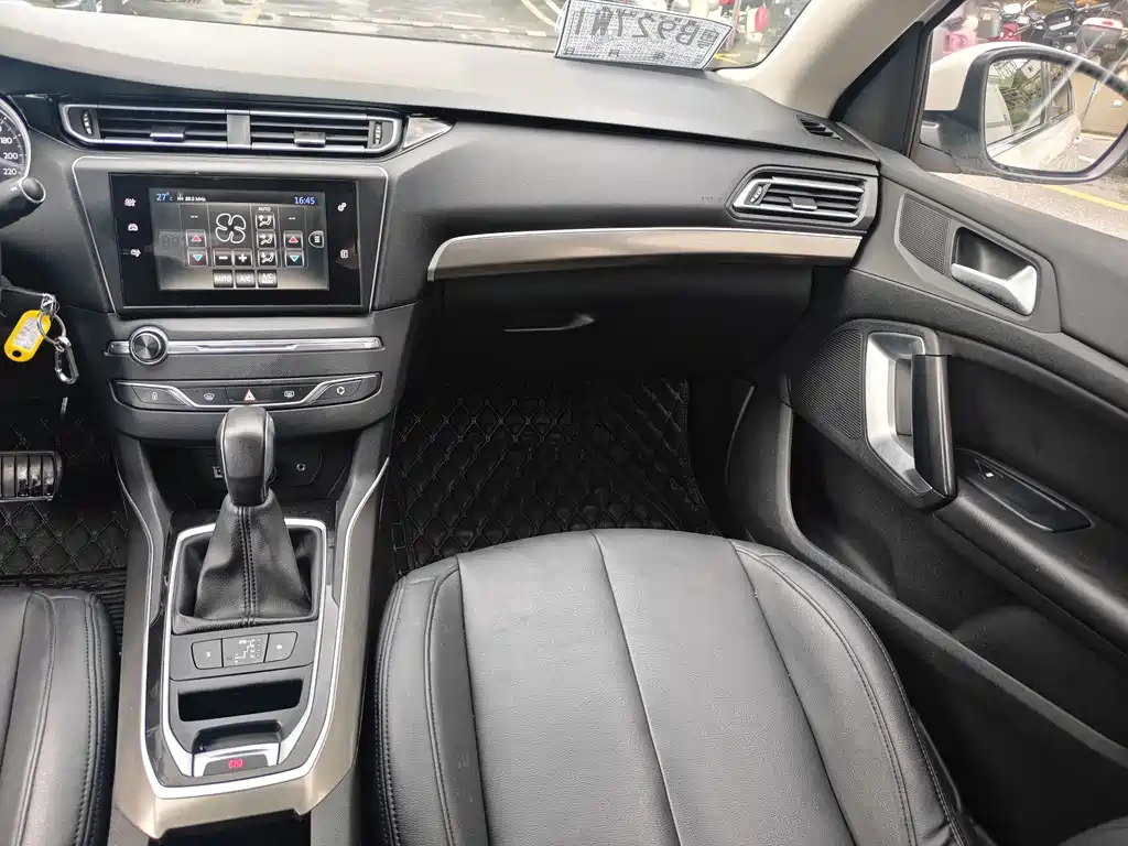 Peugeot 408 — миниатюра 11