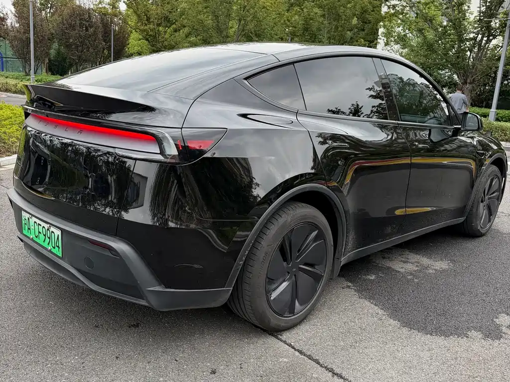 Tesla Model Y — фотографии объявления, Фото 5