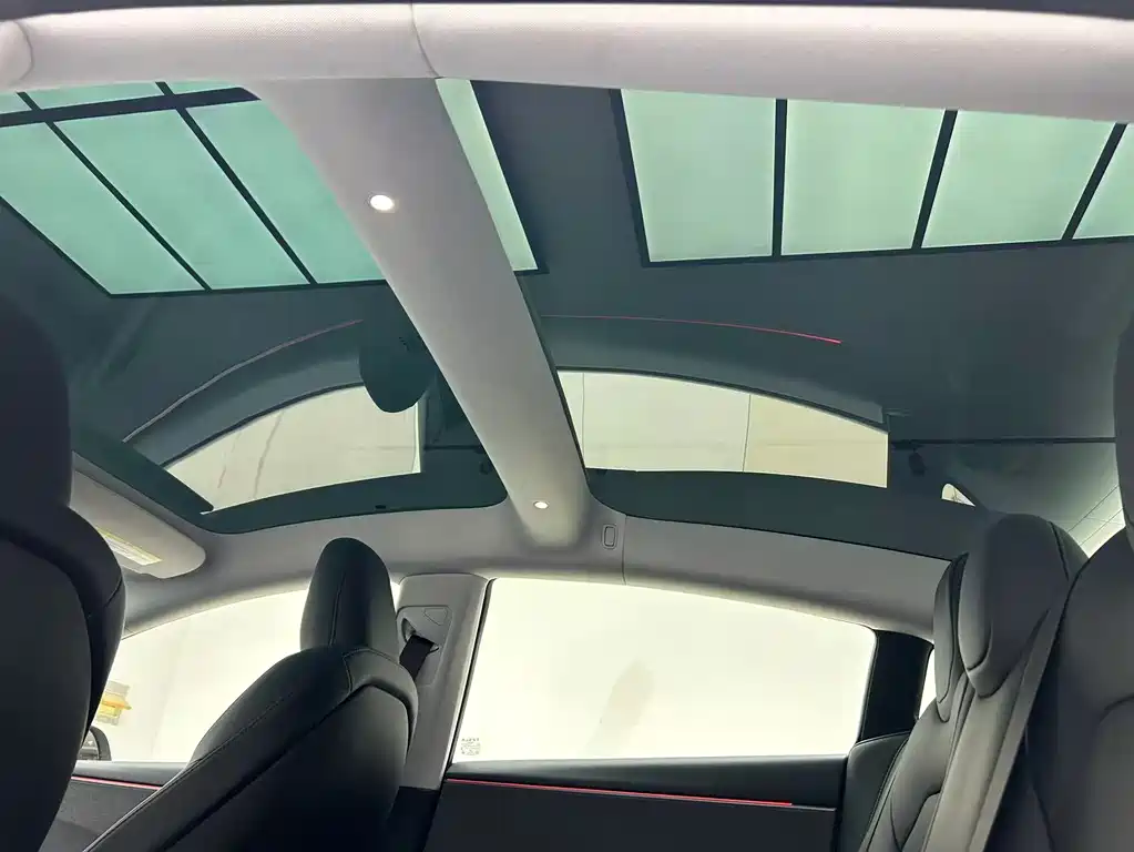 Tesla Model 3 — фотографии объявления, Фото 12