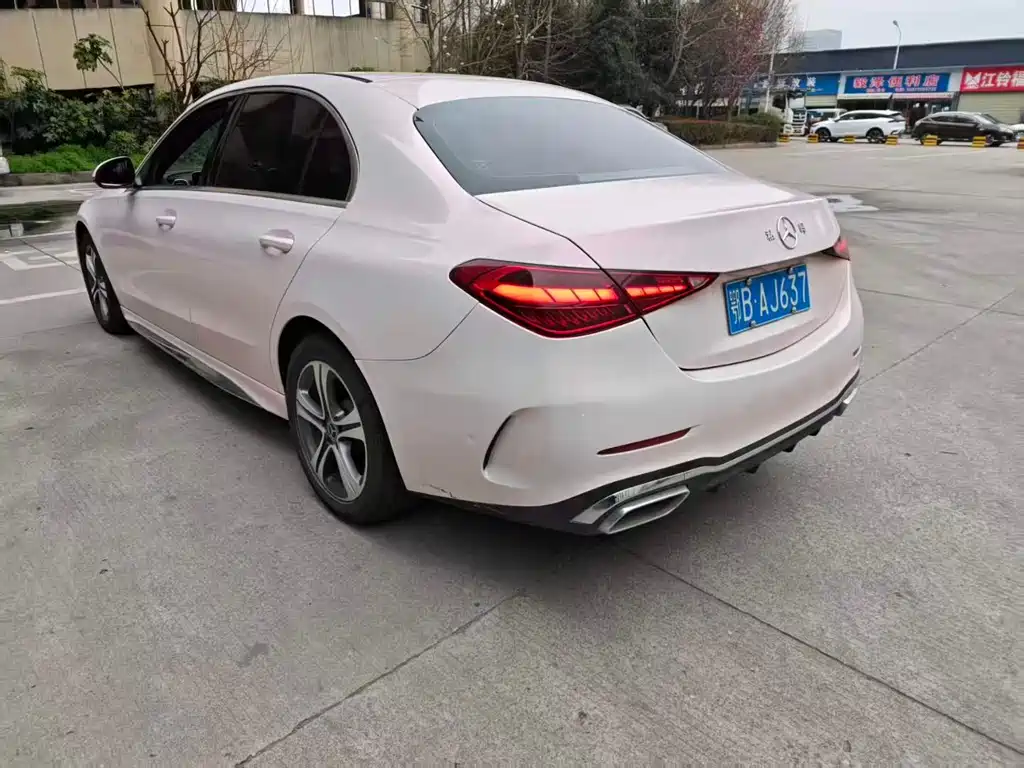 MERCEDES-BENZ C CLASS