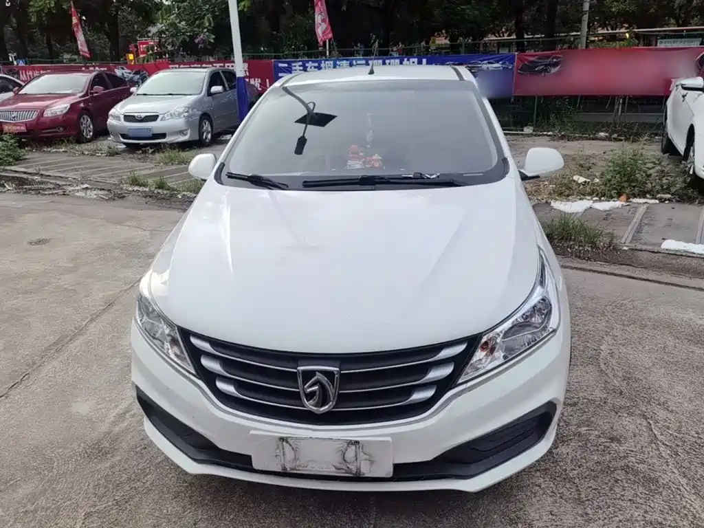 Baojun 310 — миниатюра 3