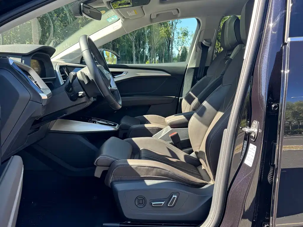 Audi Q5 e-tron — миниатюра 9