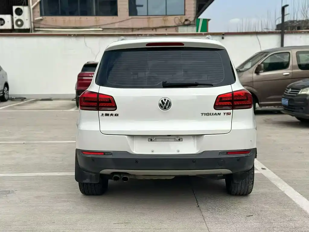 Volkswagen Tiguan — миниатюра 8