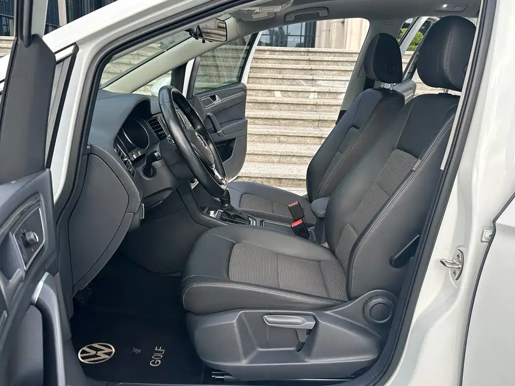 Volkswagen Golf Sportsvan — миниатюра 5
