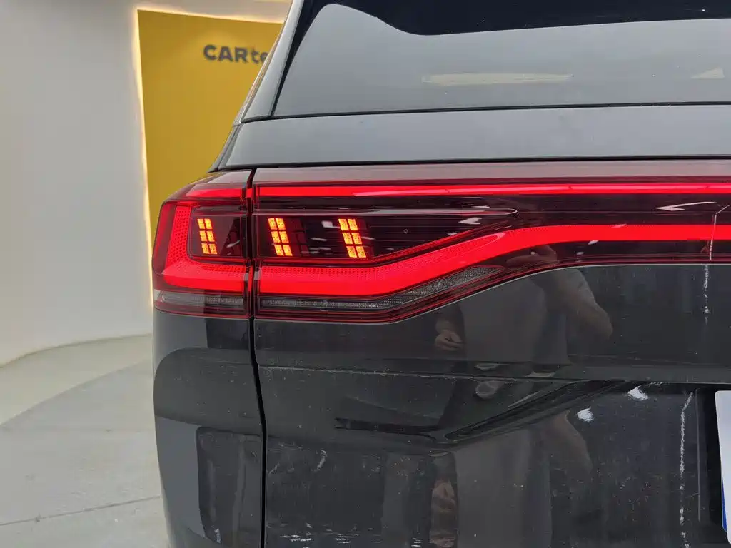 Volkswagen Talagon — миниатюра 7