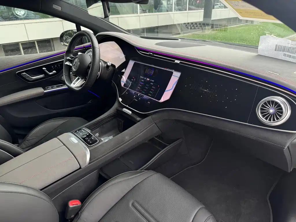 MERCEDES-BENZ EQS AMG