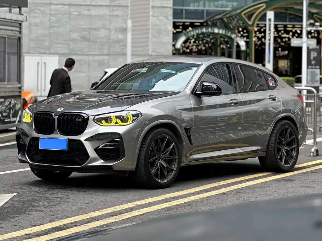 BMW X4 M