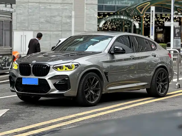bmw x4-m