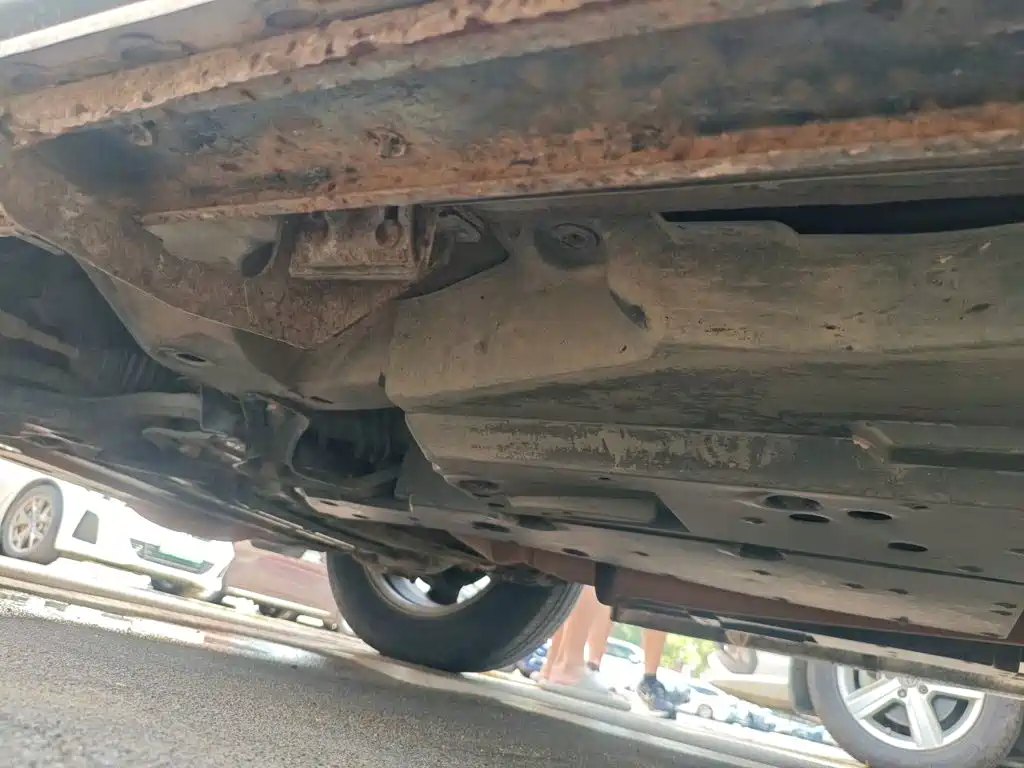 Toyota RAV4 — миниатюра 19