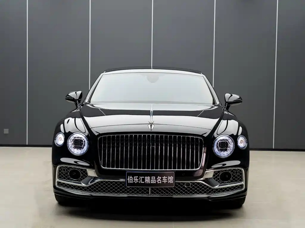 Bentley Flying Spur — миниатюра 3