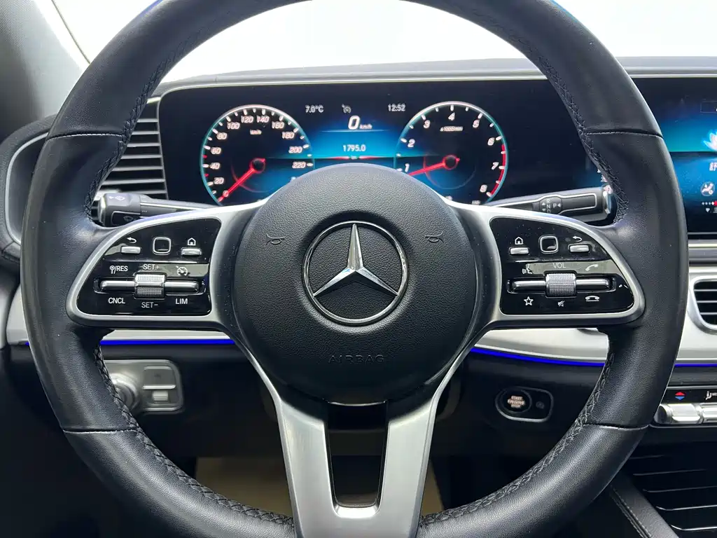 MERCEDES-BENZ GLE COUPE