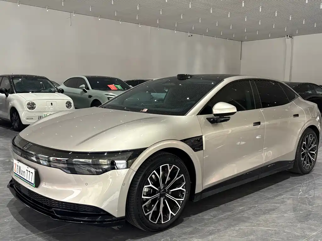 ZEEKR EXTREME KRYPTON 007