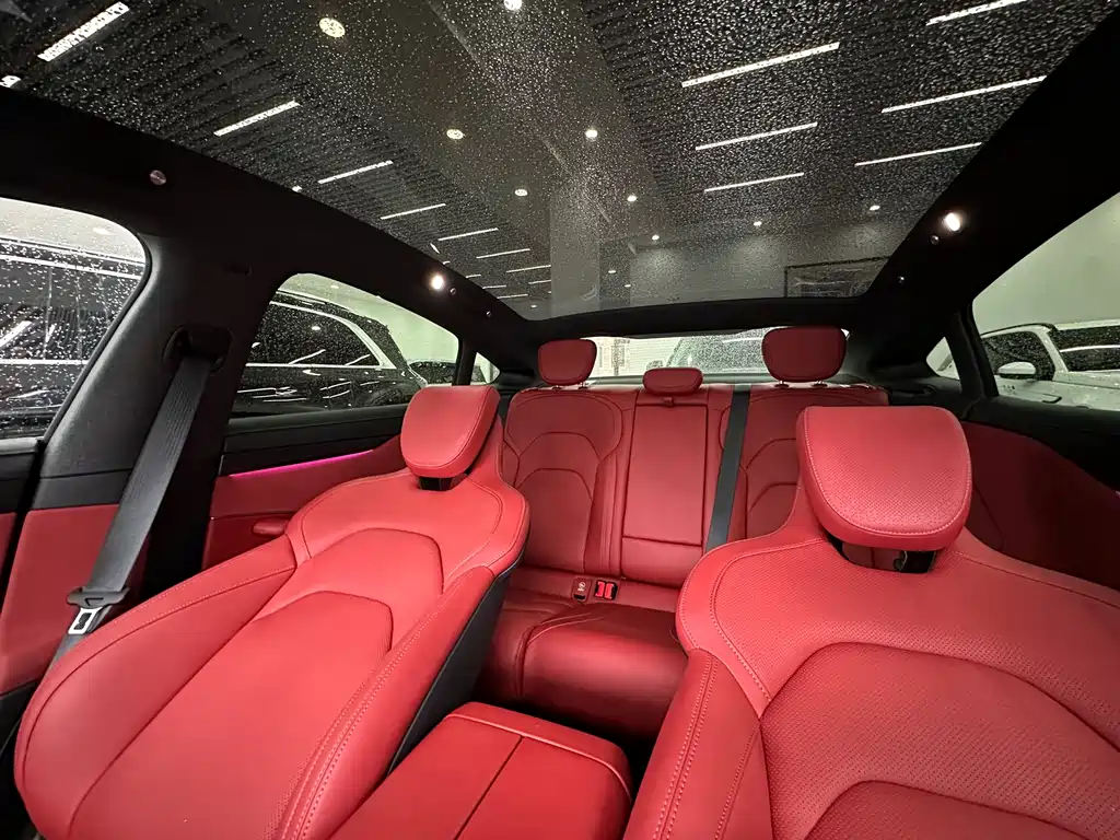 XIAOMI CAR XIAOMI SU7