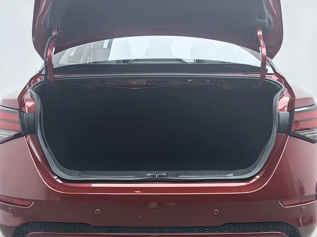 Nissan Sylphy — миниатюра 16