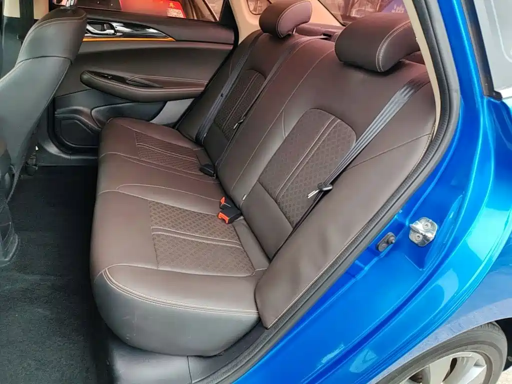 Changan Eado DT — миниатюра 17