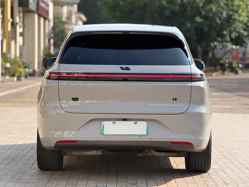Li Auto IDEAL L6