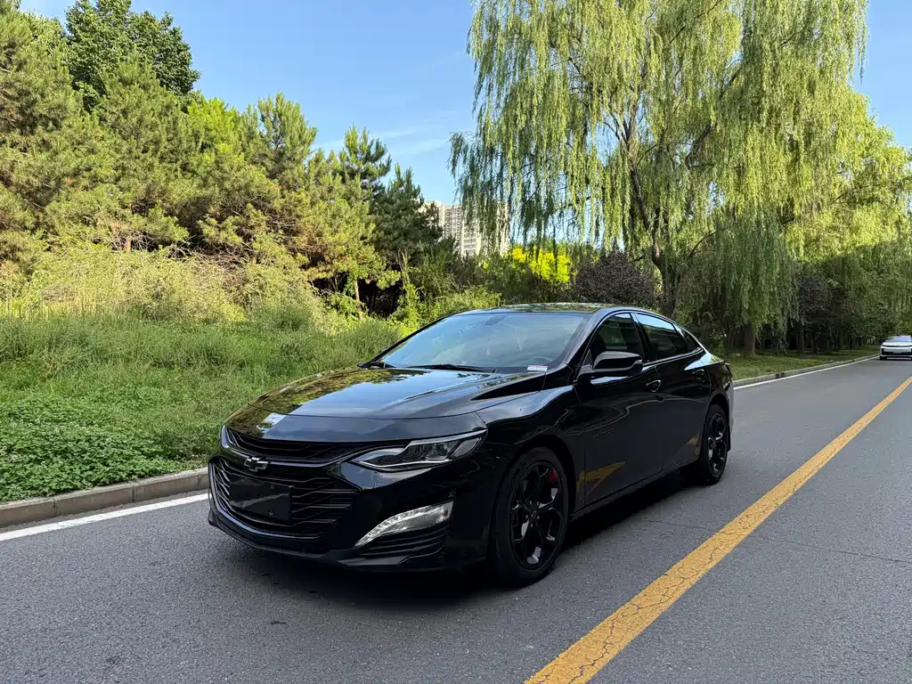 Купить Chevrolet Malibu XL