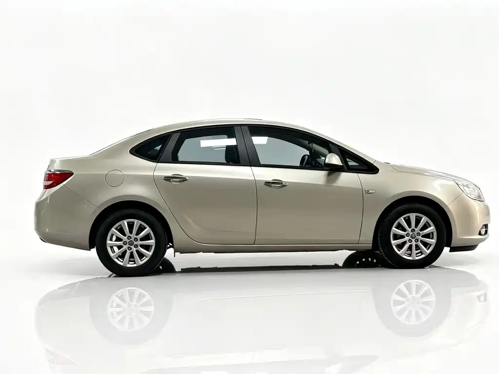 Buick Excelle — миниатюра 8
