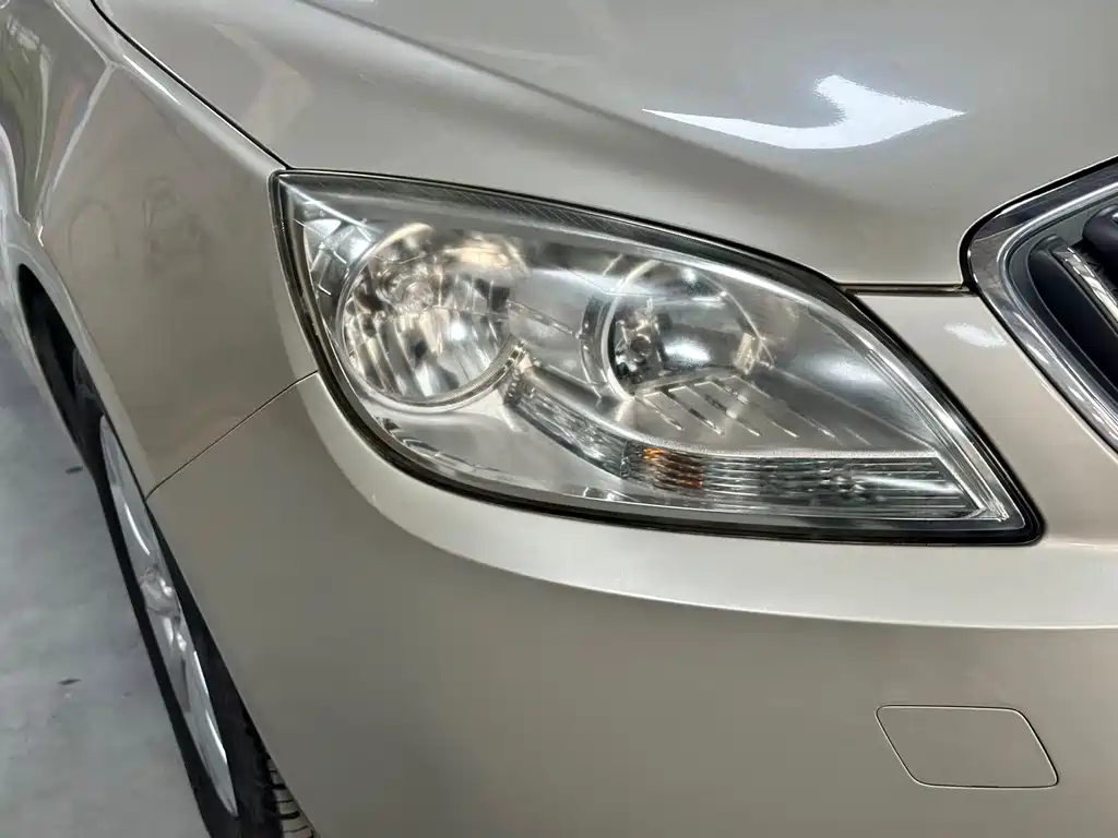 Buick Excelle — миниатюра 9