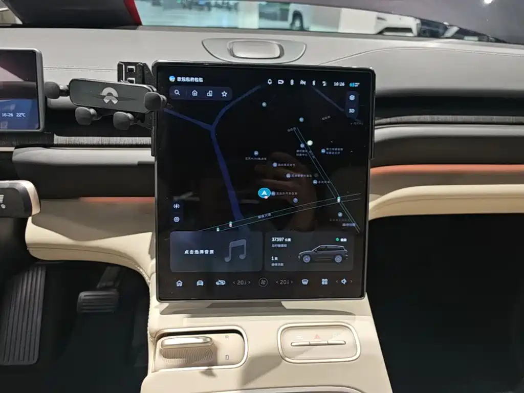 NIO ES6 — миниатюра 13