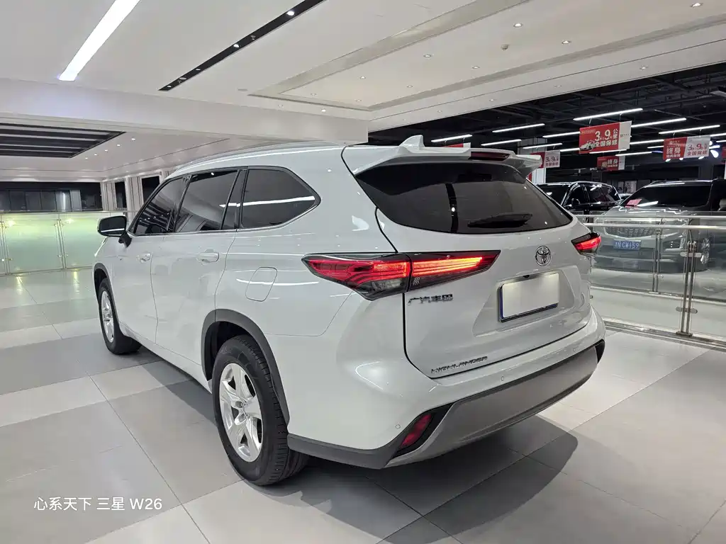 Toyota Highlander — миниатюра 21