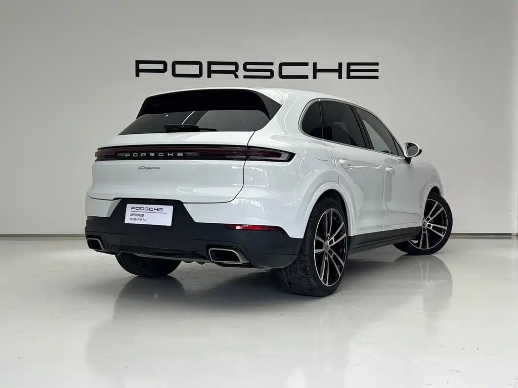 Porsche Cayenne — миниатюра 5