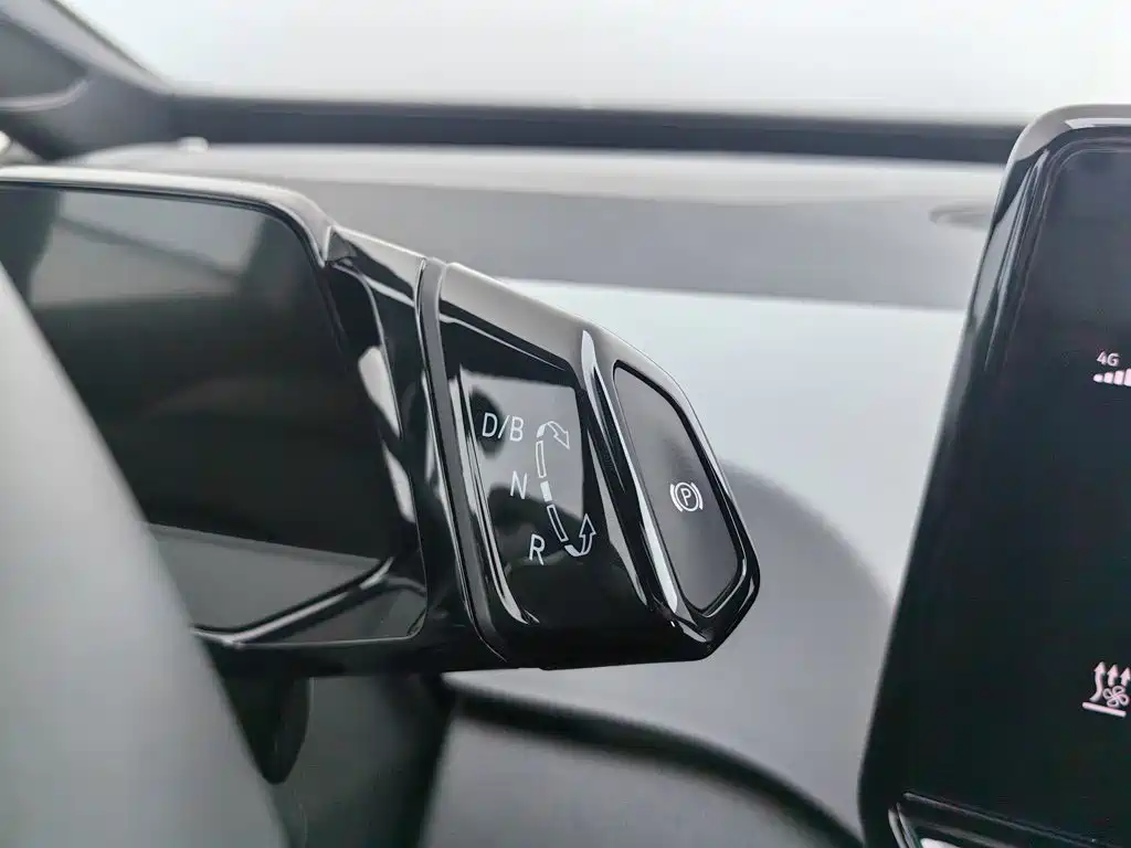 Volkswagen ID.3 — миниатюра 13