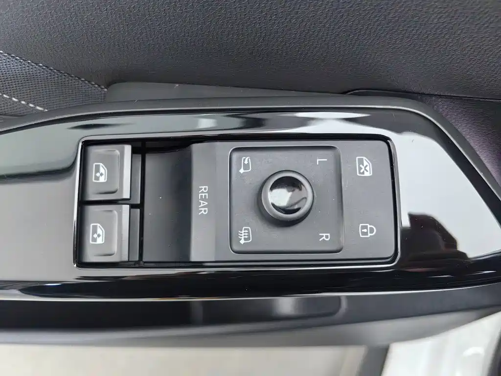 Volkswagen ID.3 — миниатюра 9