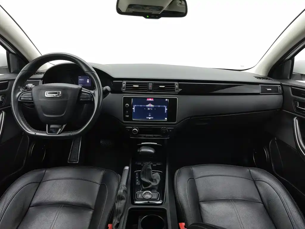 Qoros Qoros 3 — миниатюра 5