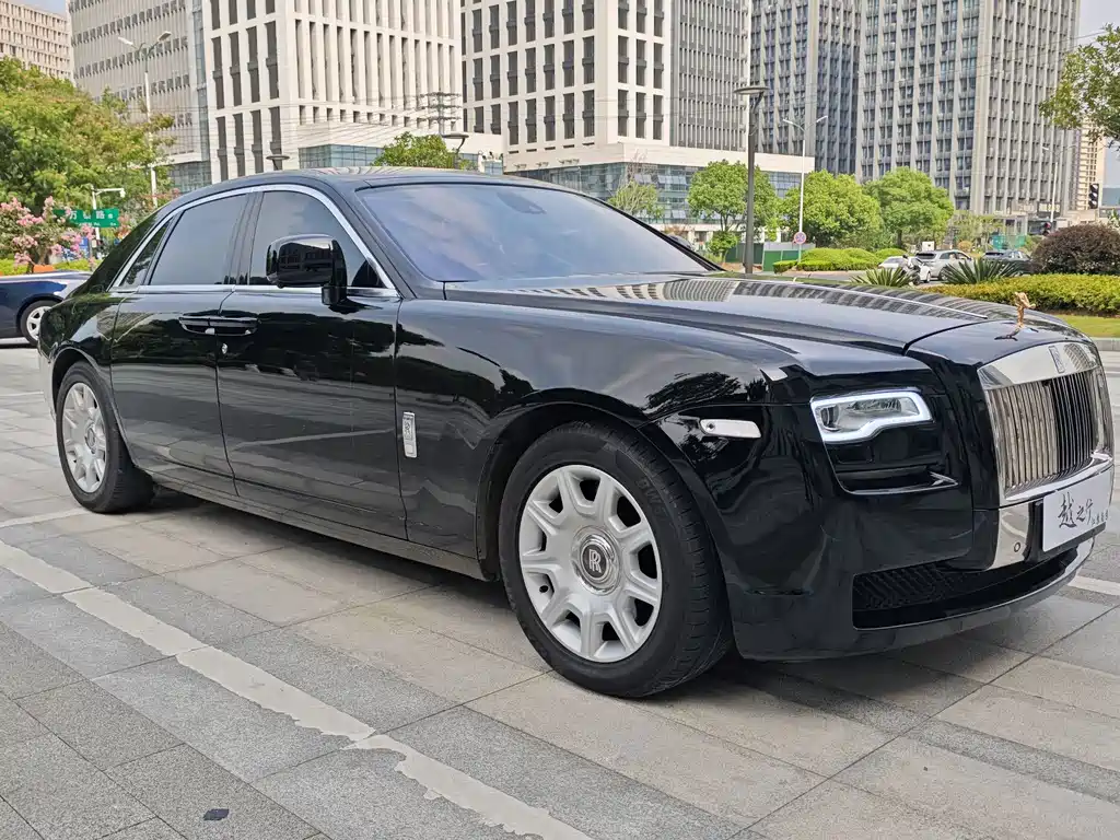 Rolls-Royce Ghost — миниатюра 6