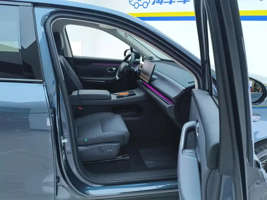 Leapmotor Leapmotor C10 — миниатюра 8