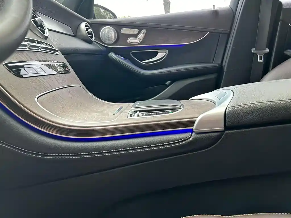 Mercedes-Benz GLC 2021 GLC 300 L 4MATIC