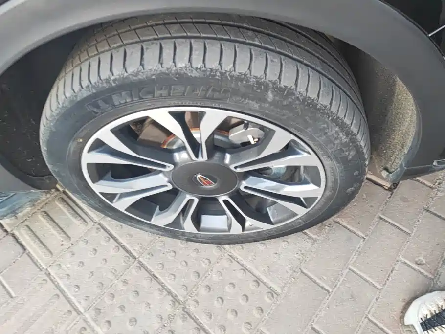 Hongqi Hongqi HS5 — миниатюра 6