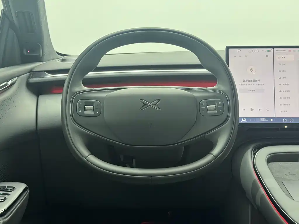 XPeng PengG7 — миниатюра 15