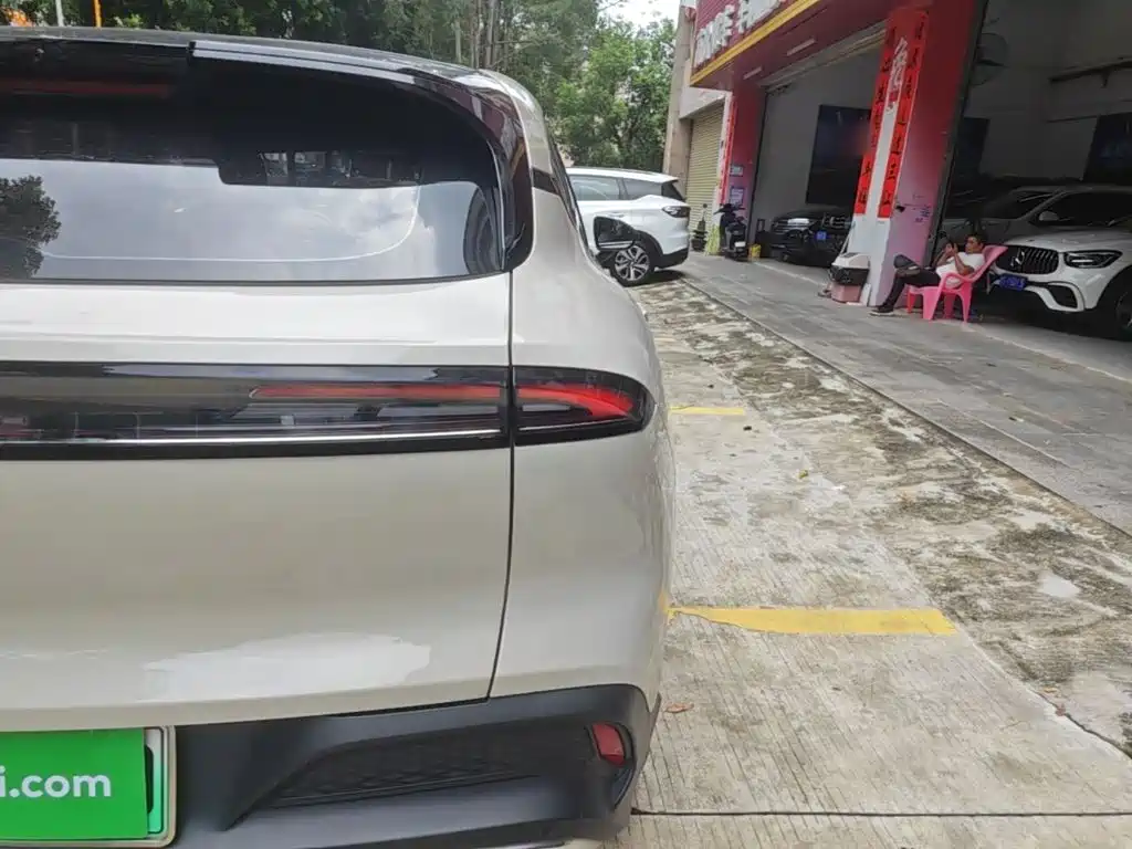 Baojun Yunhai — миниатюра 8