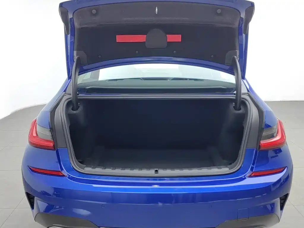 BMW 3 Series — миниатюра 16
