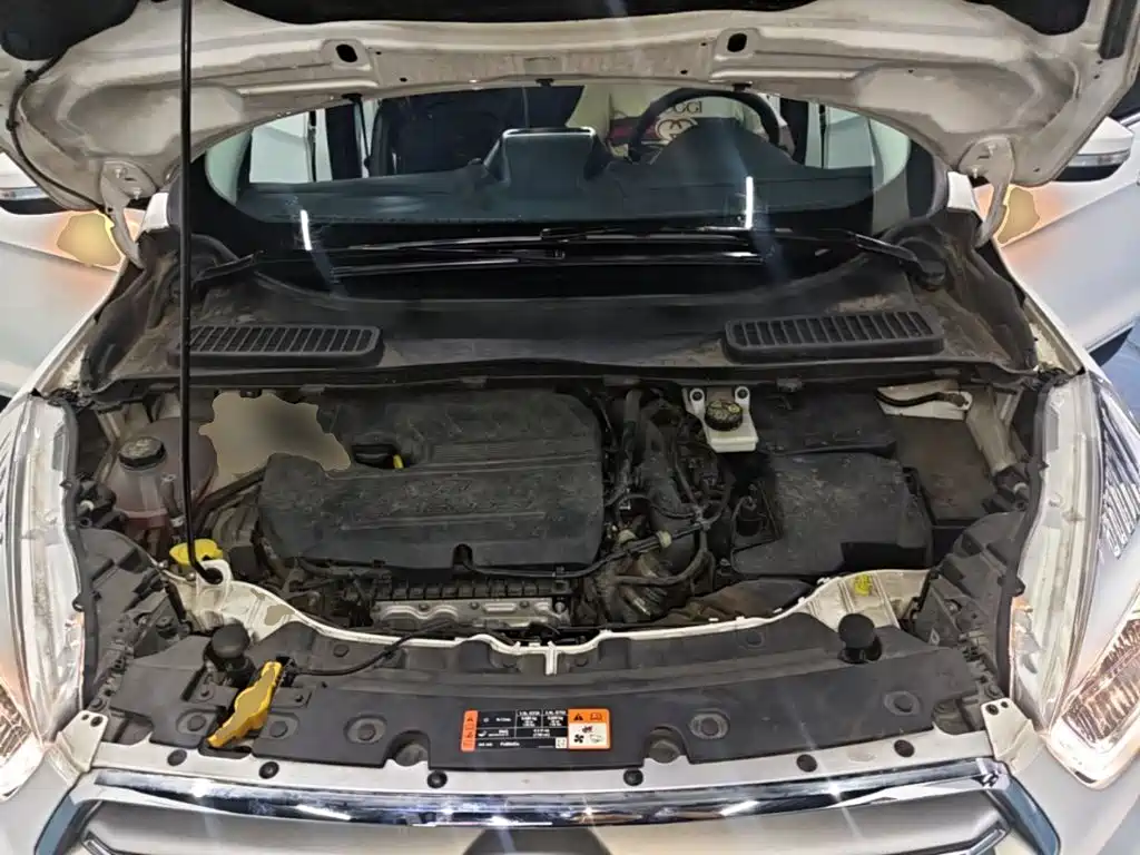 Ford Kuga — миниатюра 20