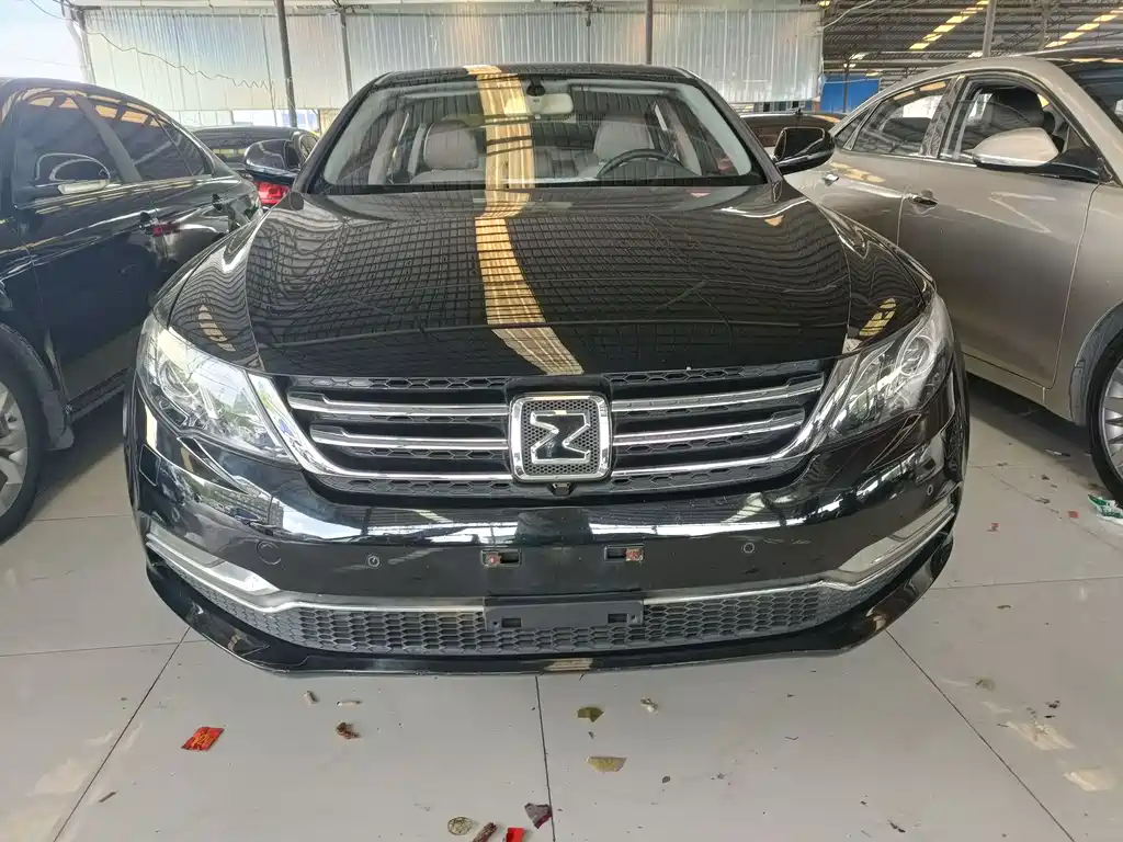 ZOTYE  Z700