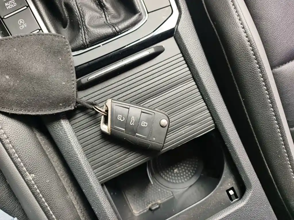 Volkswagen Sagitar — миниатюра 9