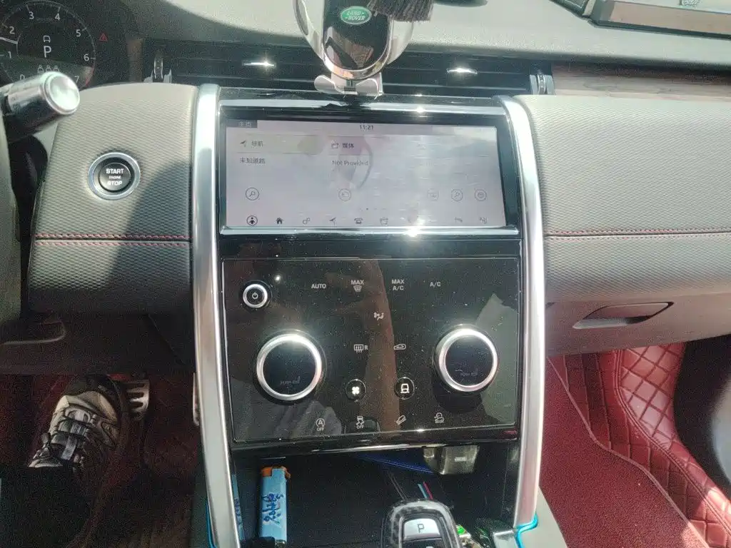 Land Rover Discovery Sport — миниатюра 6