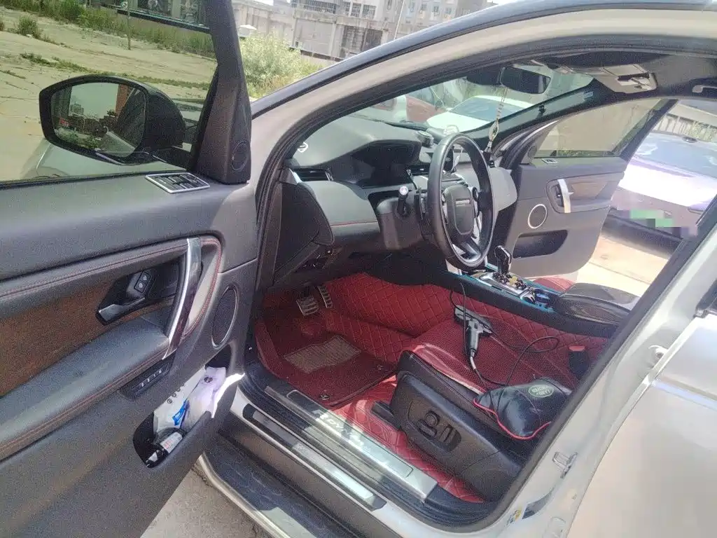 Land Rover Discovery Sport — миниатюра 14