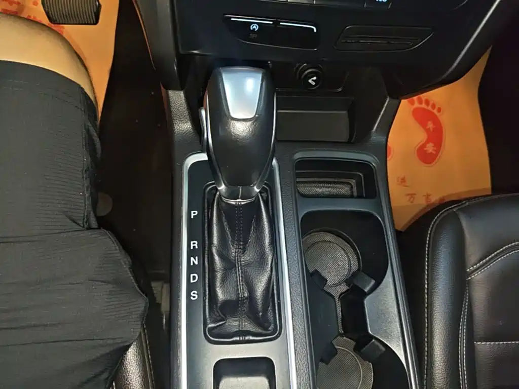 Ford Kuga — миниатюра 14