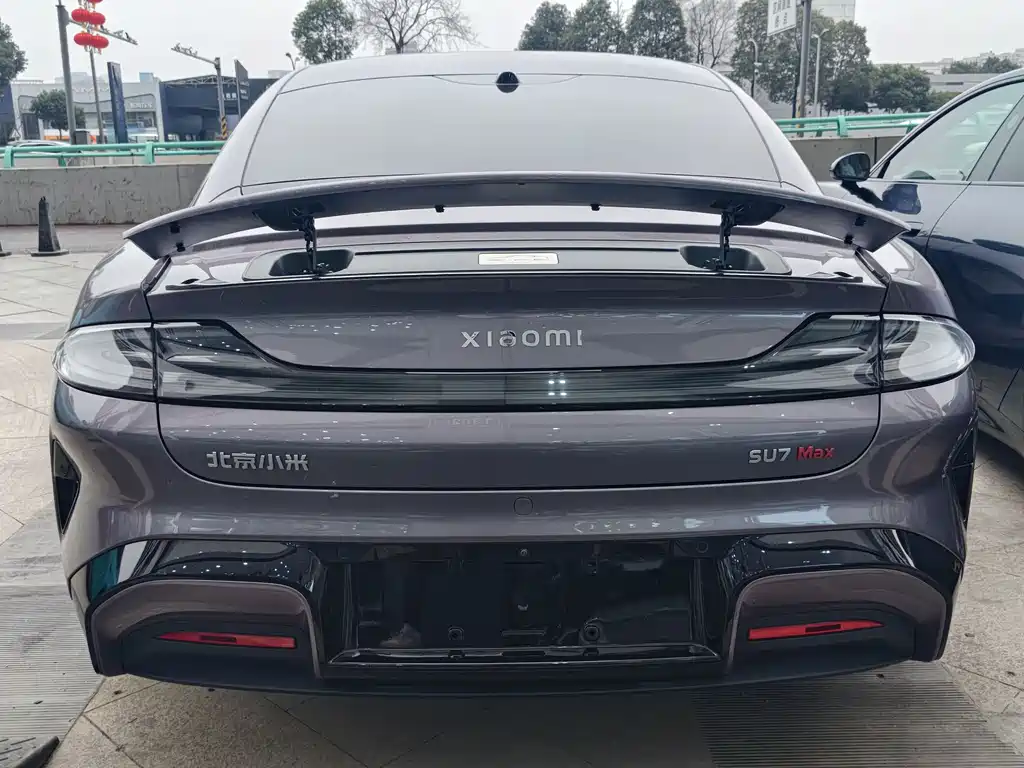 XIAOMI CAR XIAOMI SU7