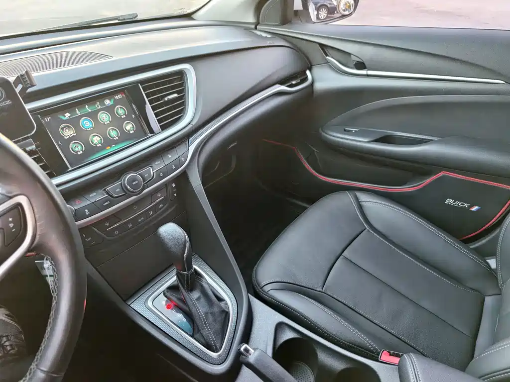 Buick Excelle — миниатюра 12