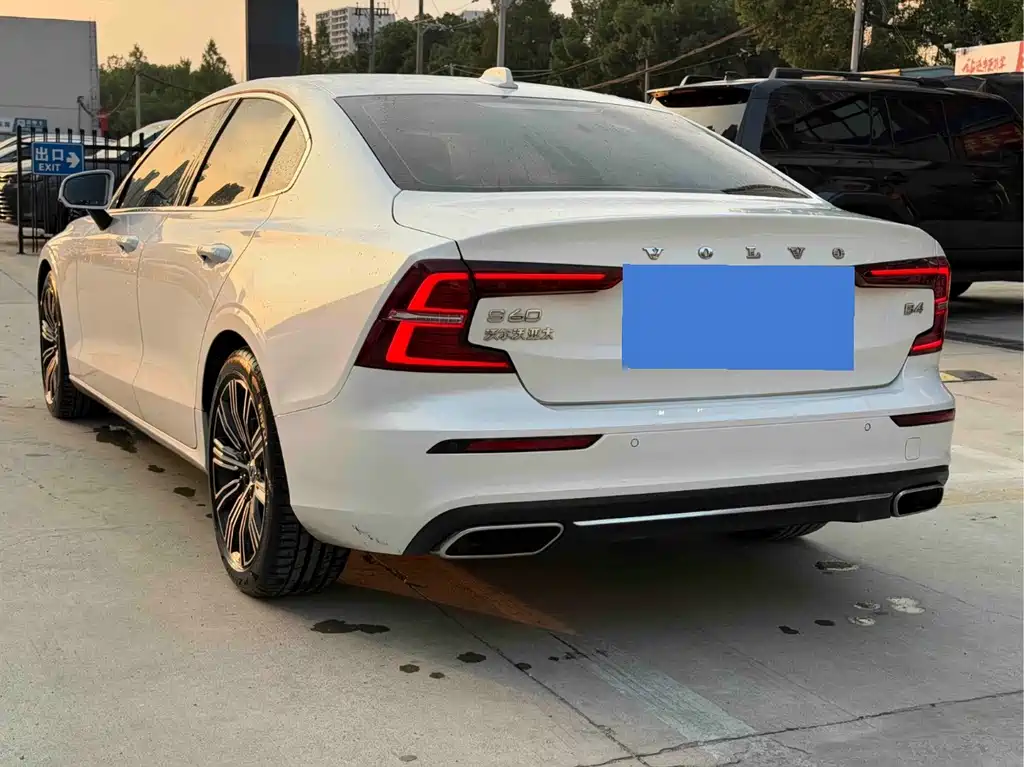 Volvo S60 — миниатюра 9