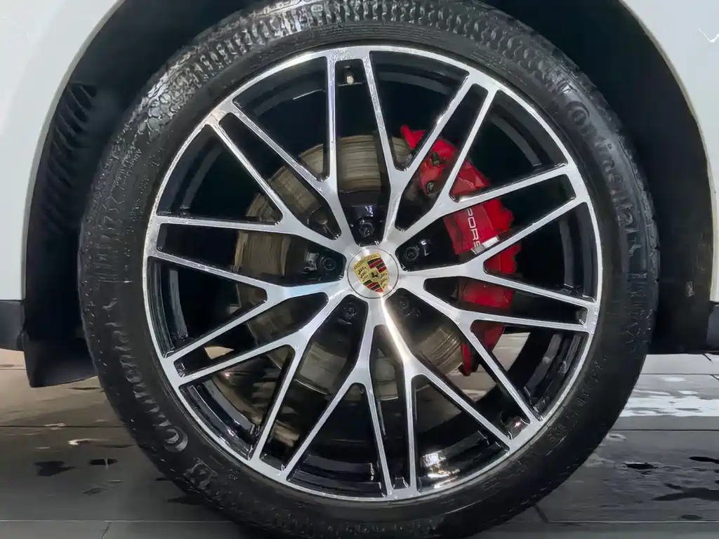 Porsche Macan — миниатюра 8